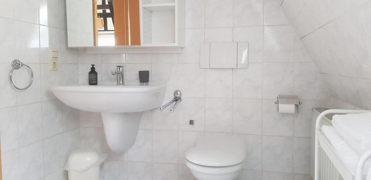 Neu - Penthouse im historischen Fachwerkhaus mit grosser Dachterrasse an zentralster Lage Boppard Exterior foto